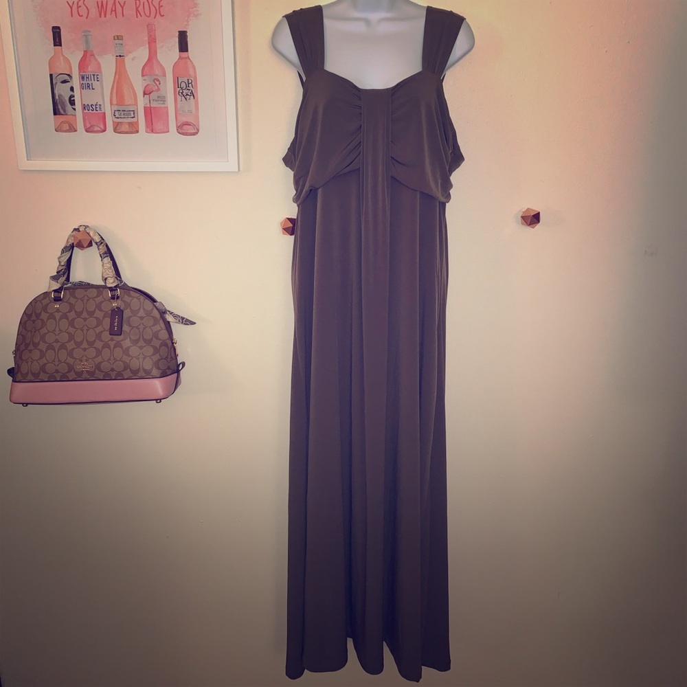 Motto Maxi Dress
